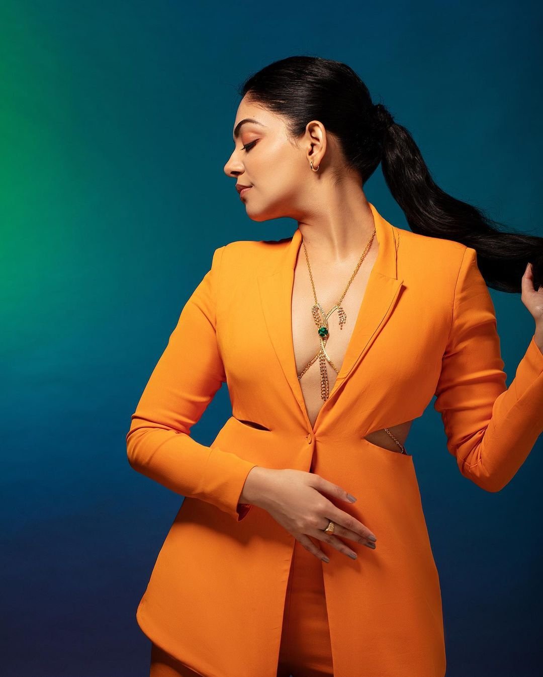 Ahaana-Krishna-Photos-In-Orange-Dress-2