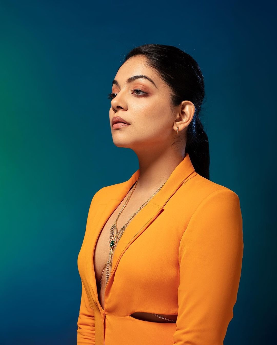 Ahaana-Krishna-Photos-In-Orange-Dress-7