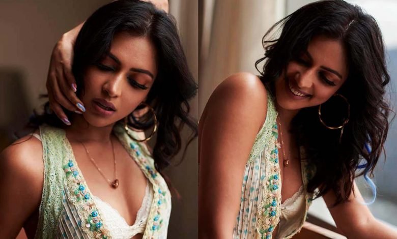 Amala Paul New Photos